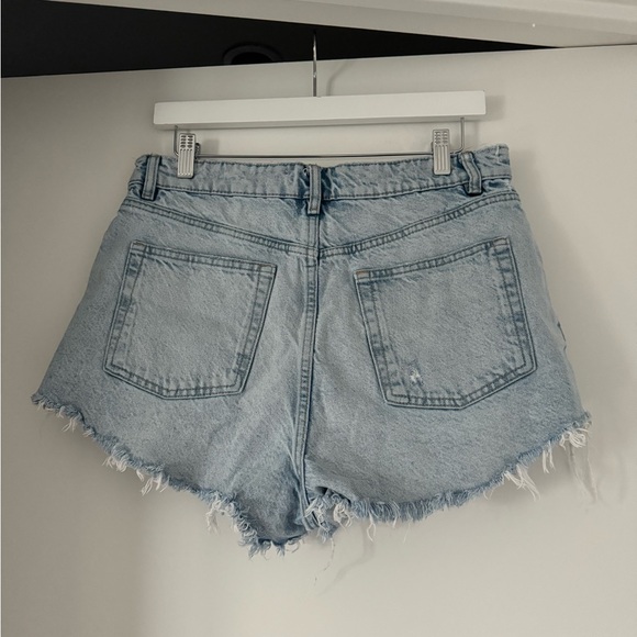 Zara Light Denim High Rise Cutoff Shorts - Picture 2 of 4
